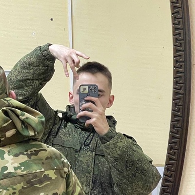 Максим Семенов